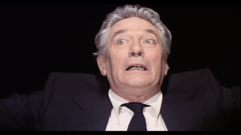 Peter Finch about to faint in Network